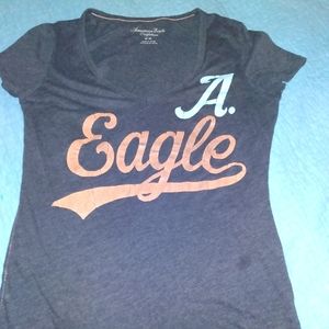 American eagle women's t shirt size medium